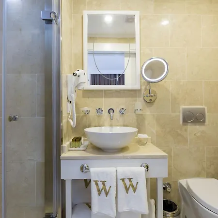 Wise & - Adults Only Antalia
