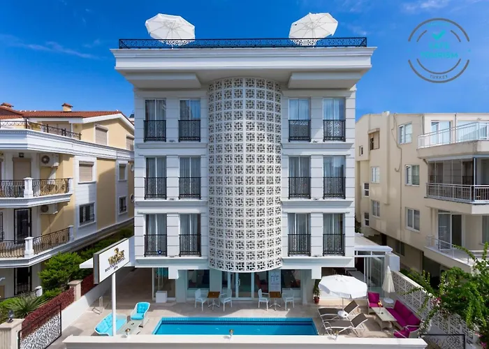 호텔 Wise & - Adults Only 3*