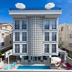 Hotel Wise & - Adults Only 3*
