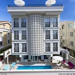 Wise & - Adults Only Hotel