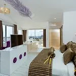 Wise & - Adults Only 3*