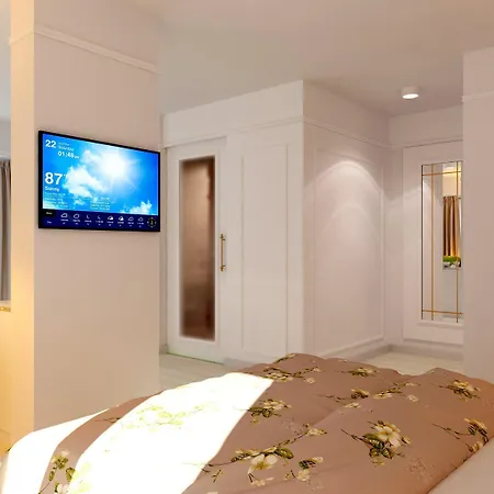 Wise & - Adults Only 3*