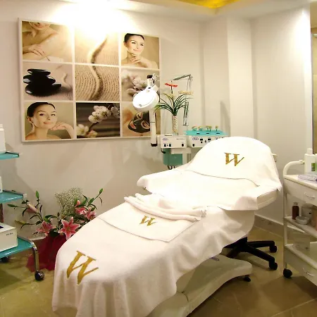 Wise & - Adults Only Hotell 3*