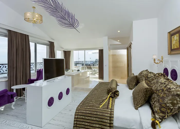 Hotel Wise & - Adults Only 3*