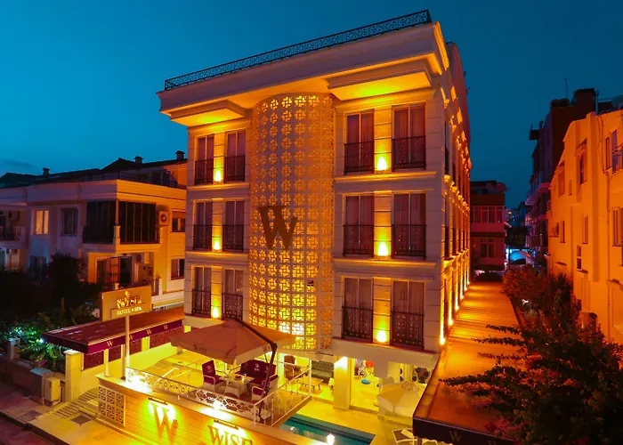 Hotel Wise & - Adults Only